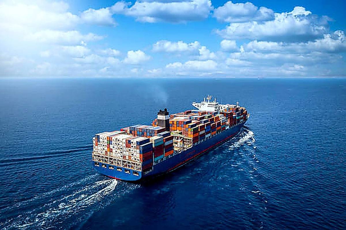 Large container vessel on the open ocean - World Zone Shipping